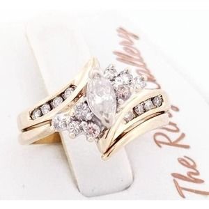 14K Diamond Wedding Ring Set/ Engagement Ring REAL DIAMONDS Size 5.6
